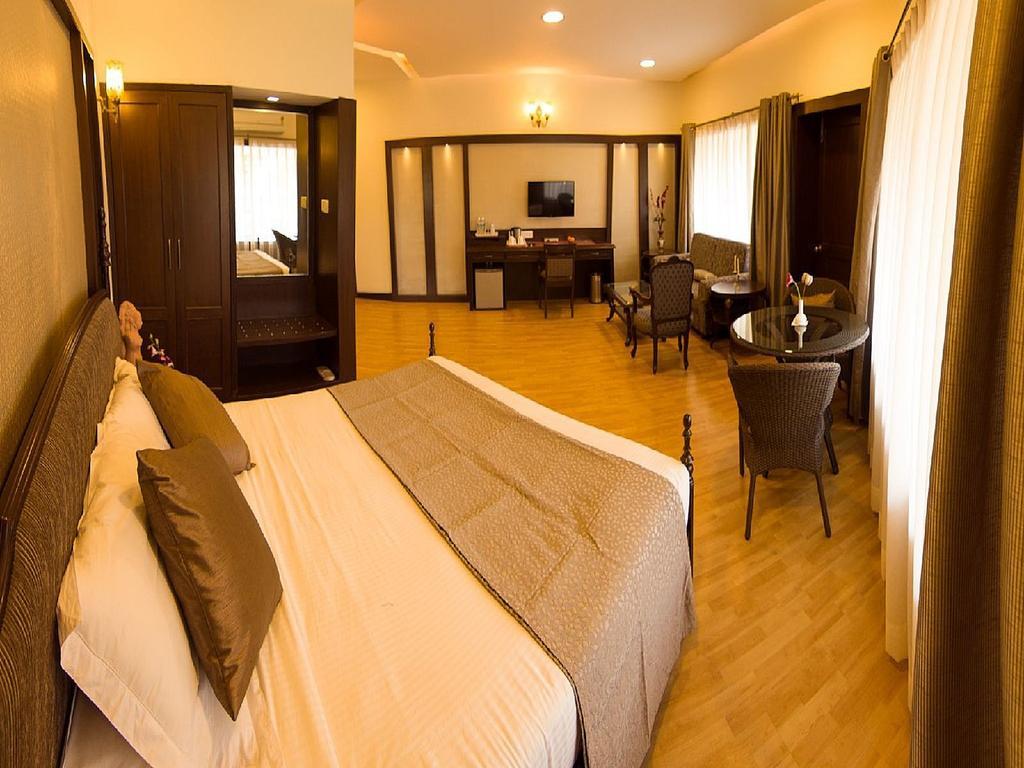 Hotel Lake View Ashok Μποπάλ Εξωτερικό φωτογραφία